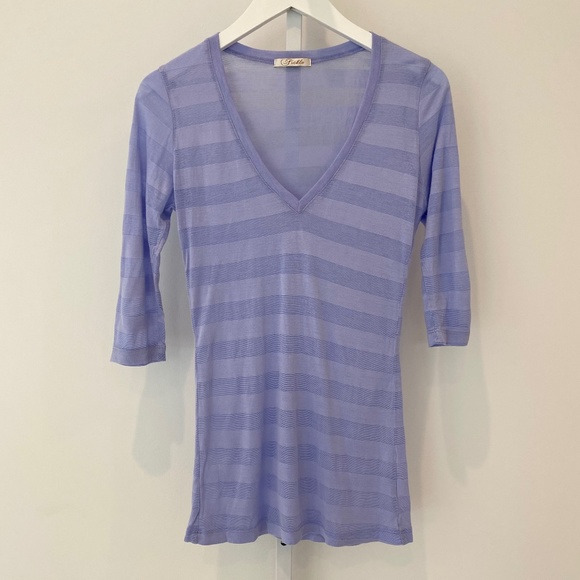 FICKLE LAVENDER TOP SIZE SMALL - Picture 2 of 16